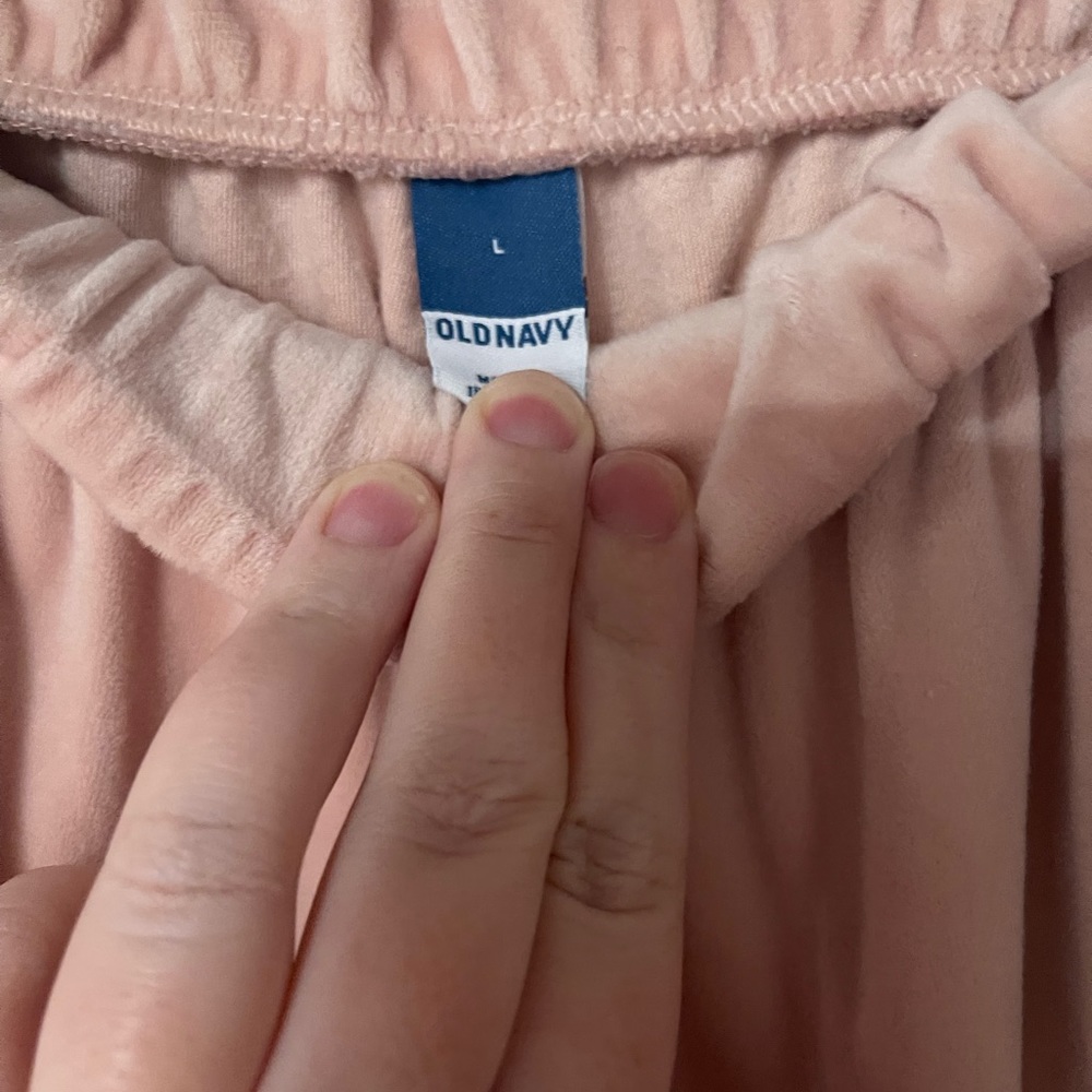 Old Navy blush pink velour joggers. Size large never worn - Picture 2 of 4